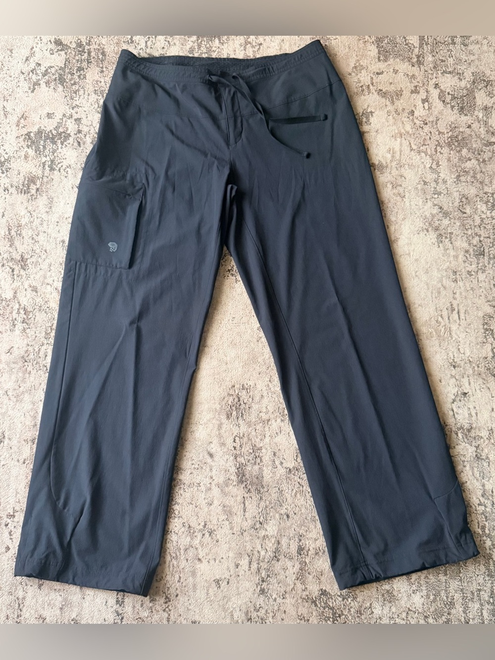 Mountain Hardwear Women’s Black Cargo Pants